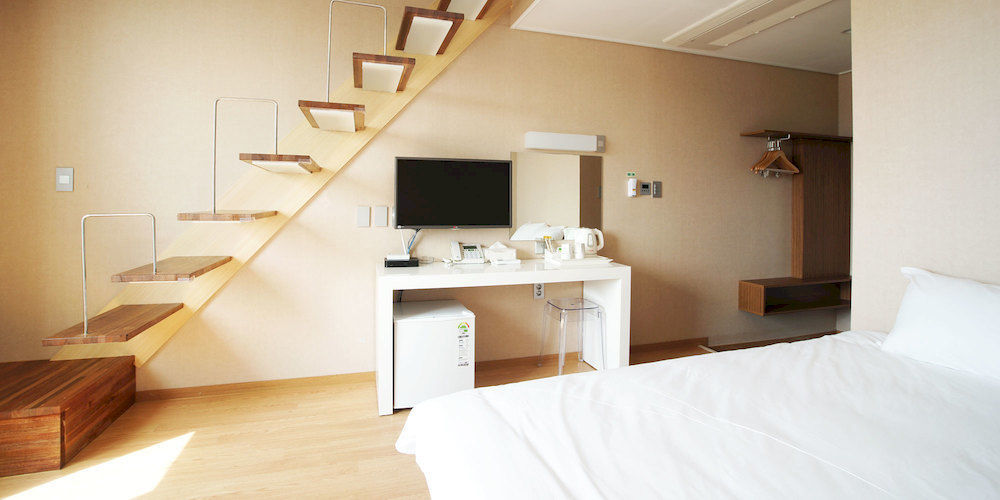 Hotel Ciel Bleu เมืองเชจู ภายนอก รูปภาพ