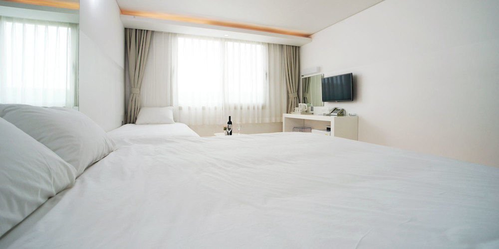 Hotel Ciel Bleu เมืองเชจู ภายนอก รูปภาพ
