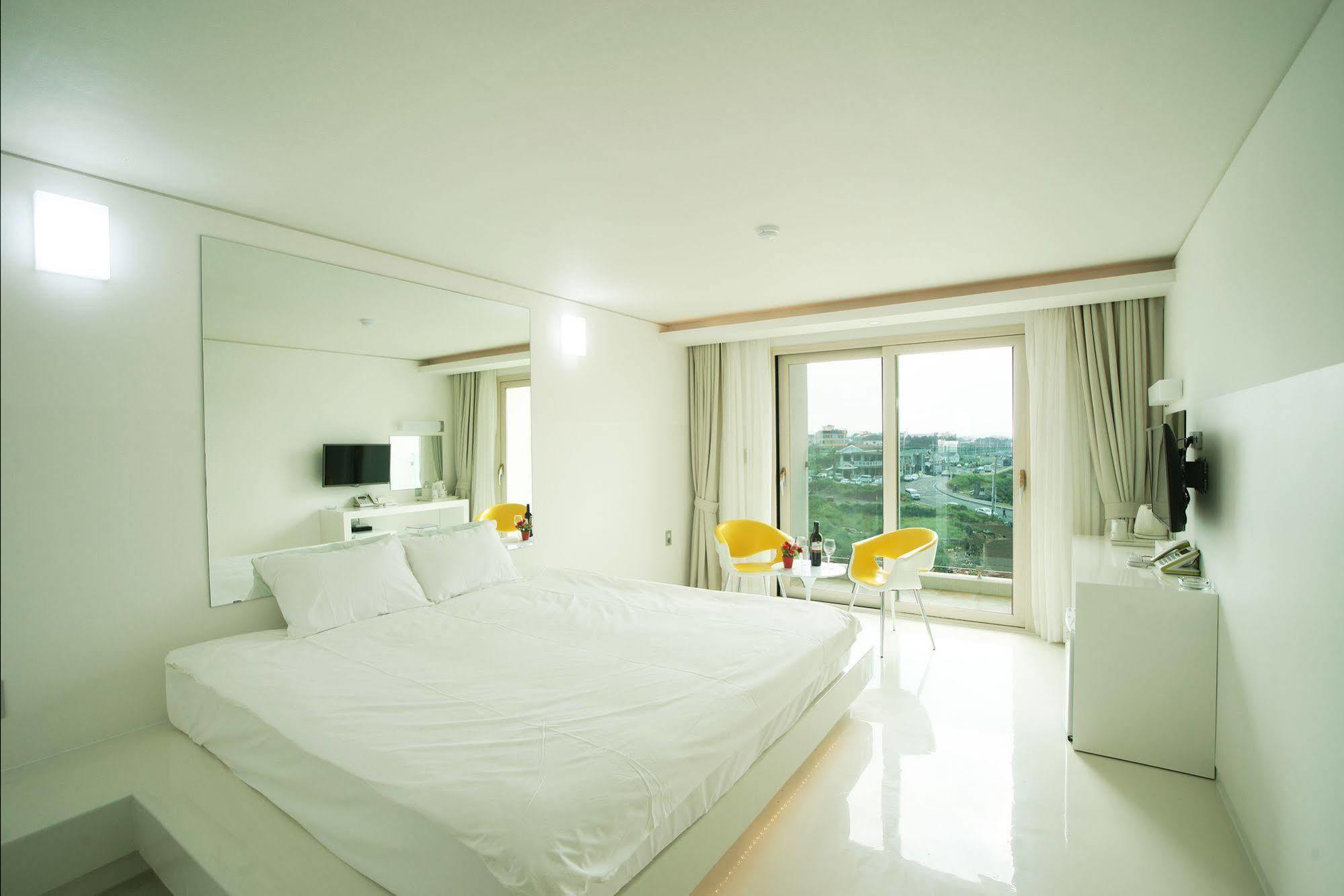 Hotel Ciel Bleu เมืองเชจู ภายนอก รูปภาพ