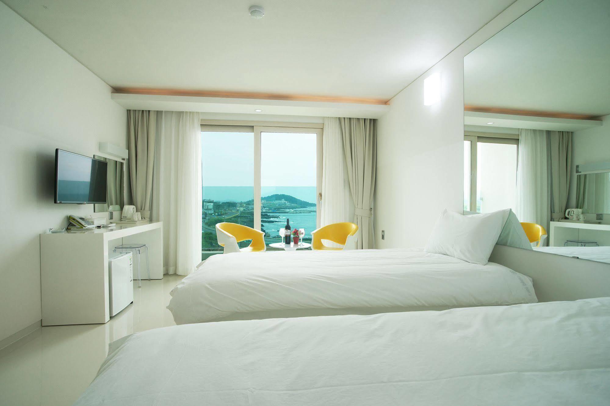 Hotel Ciel Bleu เมืองเชจู ภายนอก รูปภาพ
